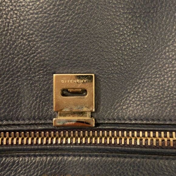Givenchy Pandora Pure Handbag - Picture 10 of 12
